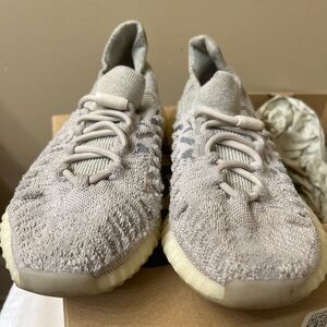 Yeezy Adidas 350 V2 CMPCT Knit Sneakers EUC